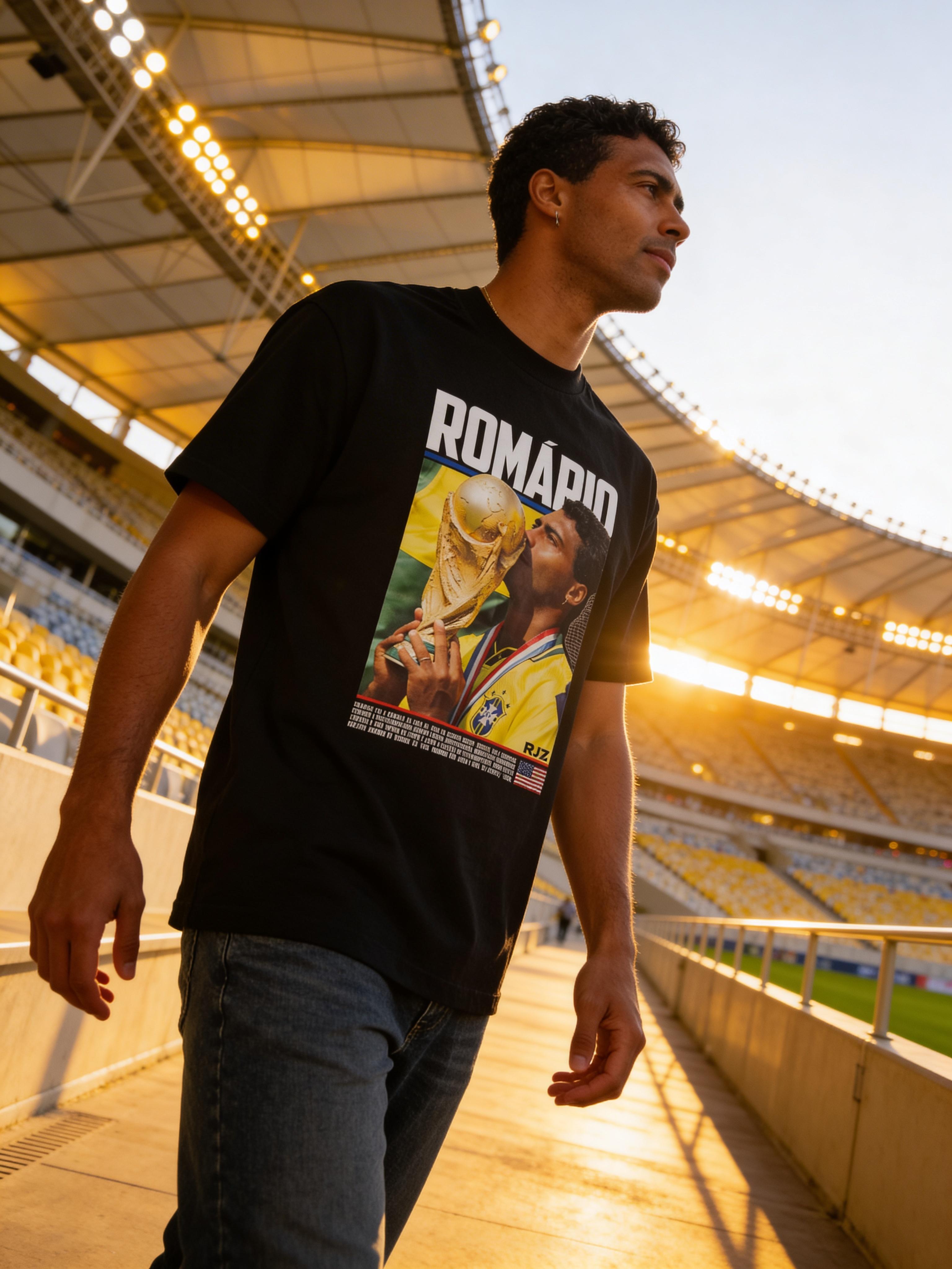 T-Shirt Masculina - Romario
