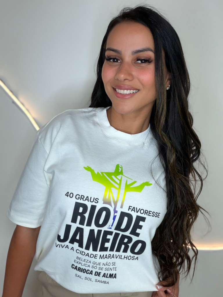 T-Shirt Feminina Oversized - RIO